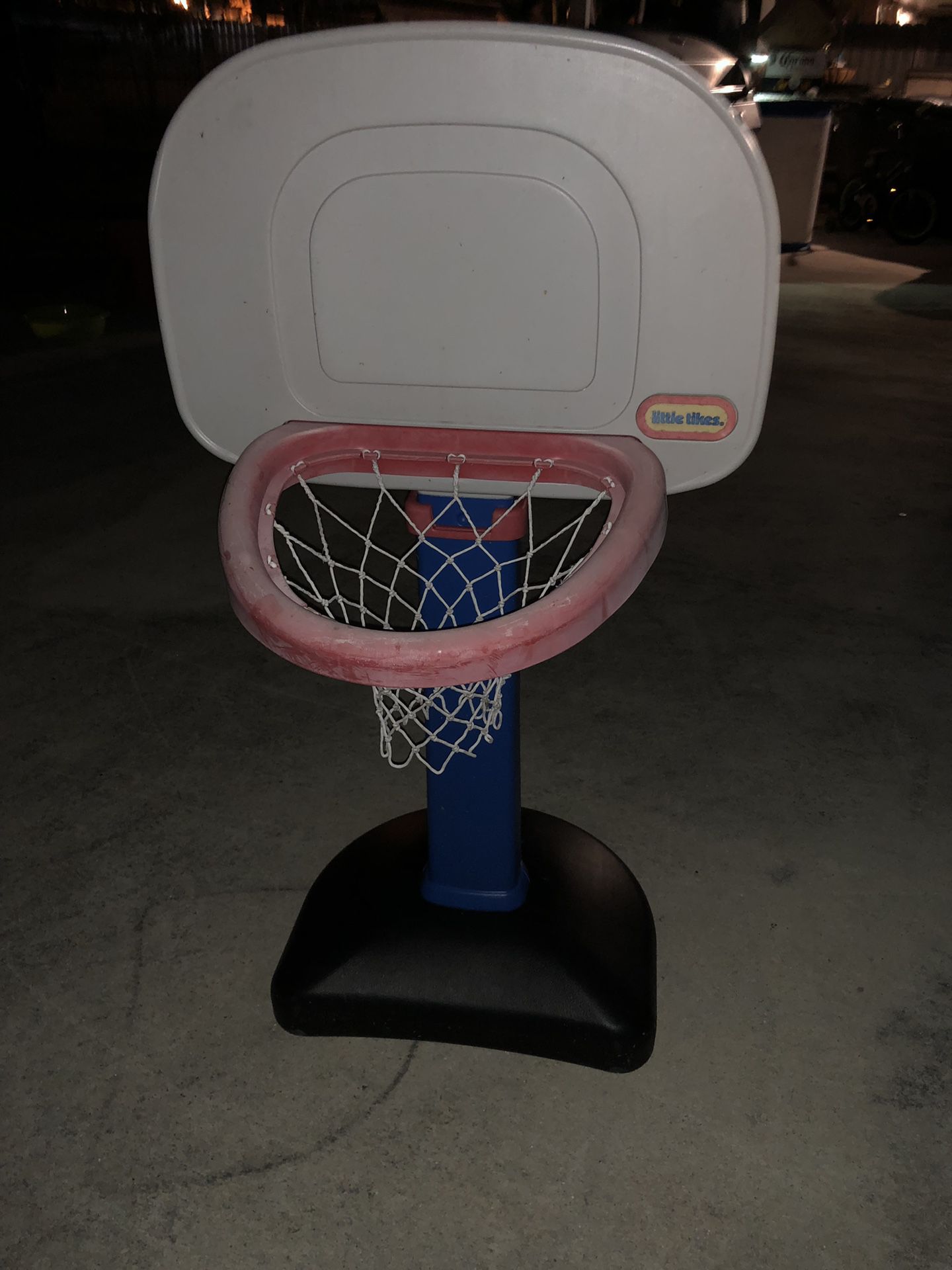 Toddler basketball hoop.
