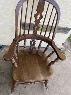Rocking Chair 