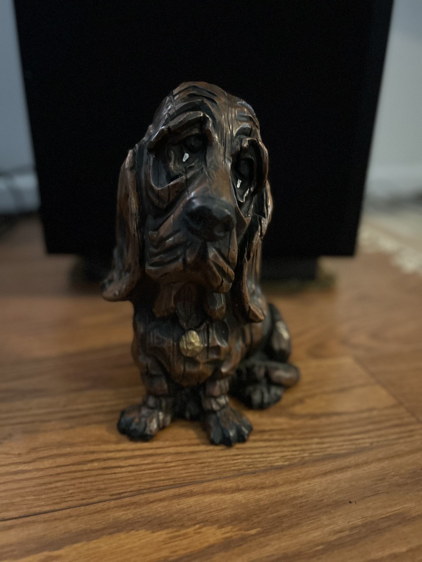 Universal Statuary Company Dog