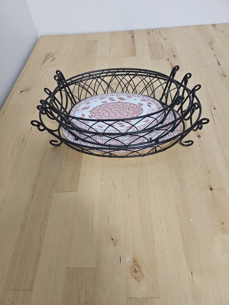 LOT OF 3 Matching Oval TEMP-TATIONS Trivets Cranberry 8”- 9”- 11” Wire Baskets
