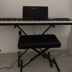 Piano almost new