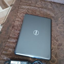 Touchscreen Laptop Dell Latitude 3380-core i3-8gb Ram-128gb HD SSD Solid.