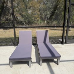 Pool Lounge Chairs