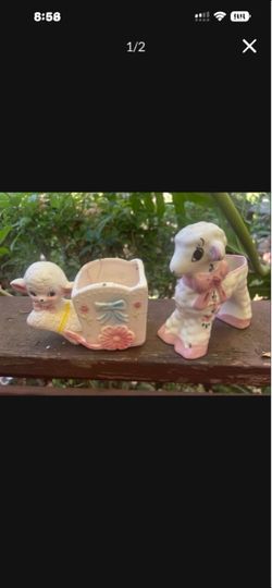 Figurines