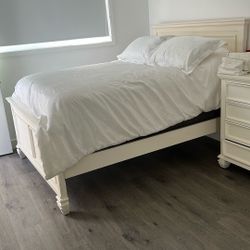 Bedroom Set 