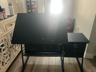 Art Desk