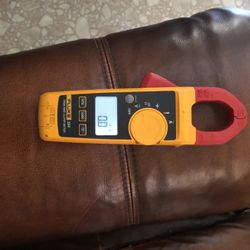 Fluke Multi Meter With True Rms