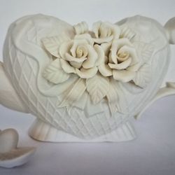 VINTAGE Heart Shaped Porcelain Lovers Tea Pot