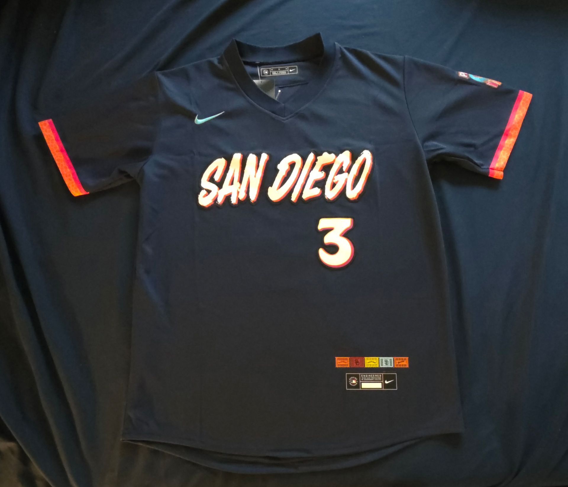 PADRES CITY CONNECT JACKSON MERRILL #3 MENS BASEBALL JERSEY 8 SIZE M & XL