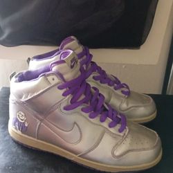 Nike SB Dinosaur Jr 