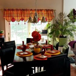 9 Piece Bernhardt Diningroom Table & Chairs