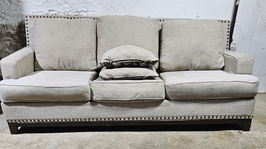 Free Couch