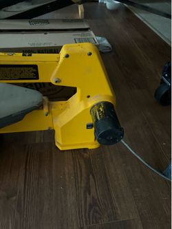 DeWalt 788 scroll  saw runs great