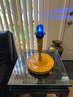 SAFEGATE® AIRFIELD LIGHTING base and switch