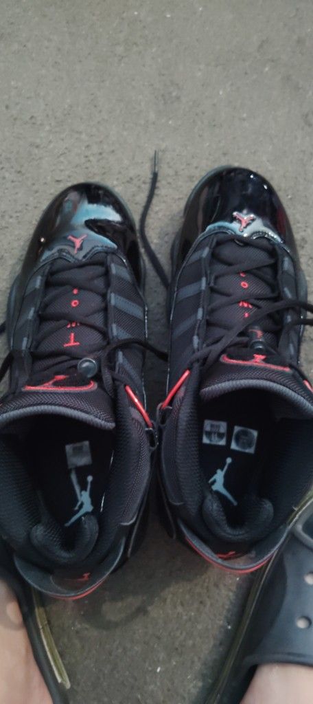 6 Rings Jordans Used Twice Only Obo