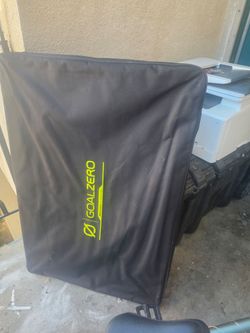 Goalzero portable solar pannel