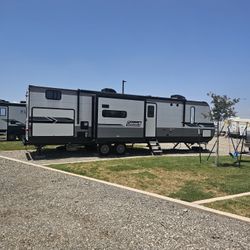 2022 Coleman Bunkhouse