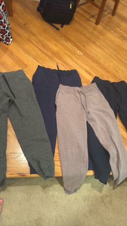 Lululemon lot of scuba sweatpants, size 8