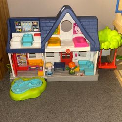 Little People Dollhouse