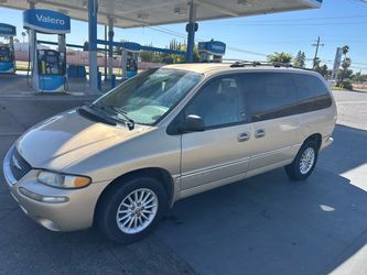 2000 Chrysler Town & Country