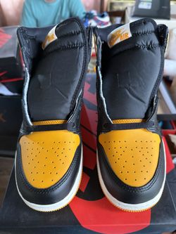 Jordan 1 High Taxi Sz 6.5Y
