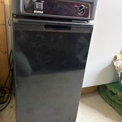Kenmore Trash Compactor 