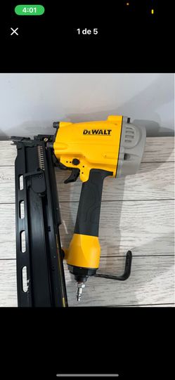 Pneumatic 21-Degree Collated Corded Framing Nailer