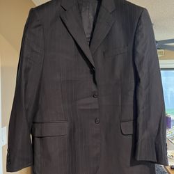 Like New 100% Wool Men’s Italian 3 Button Suit & Pants