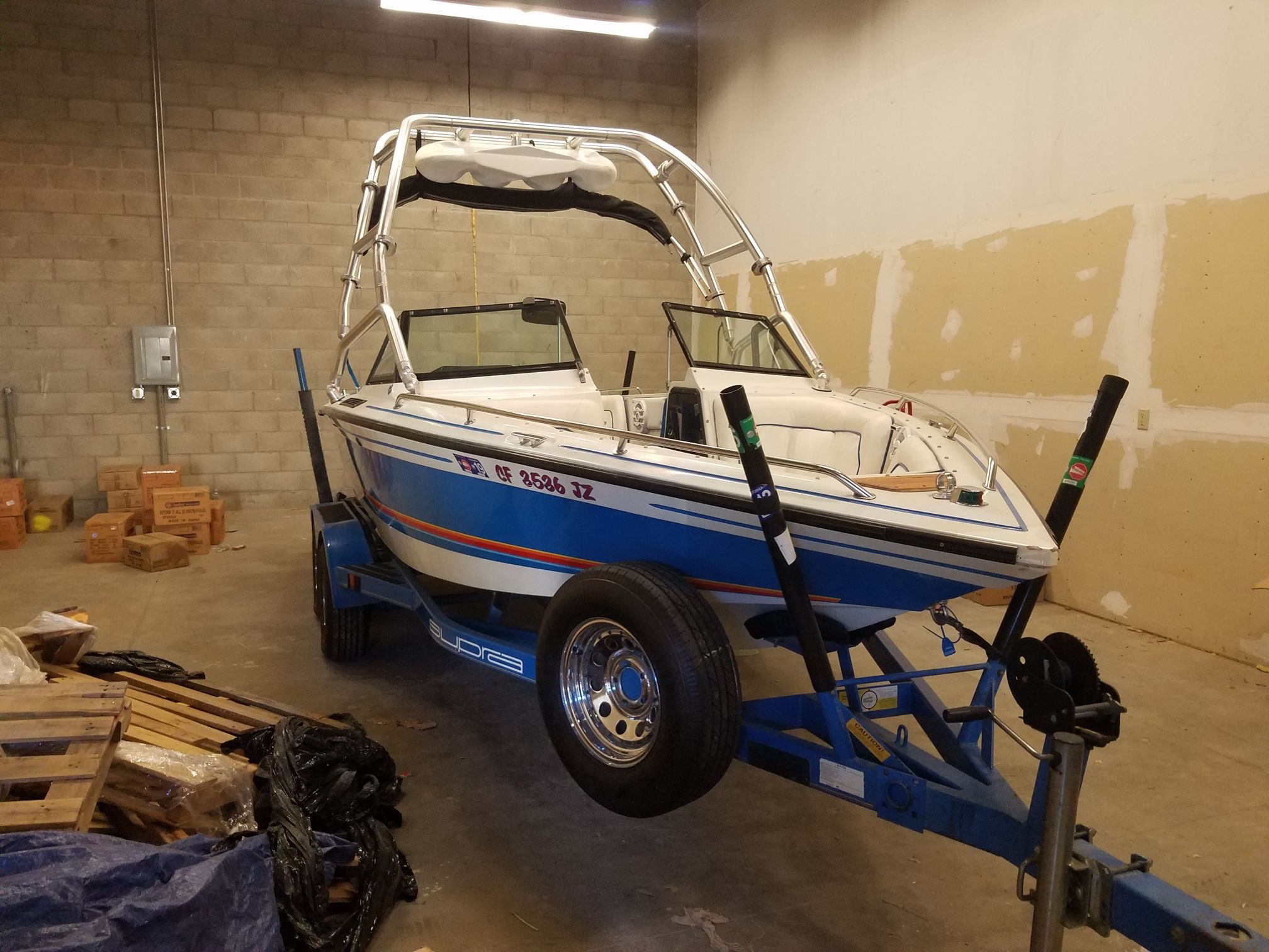 1991 Supra Wakeboard Boat