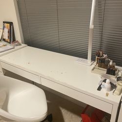  White Ikea Desk $40