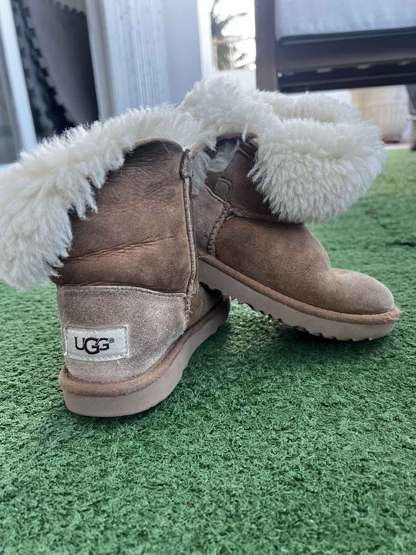 Uggs Kids - Size 12 