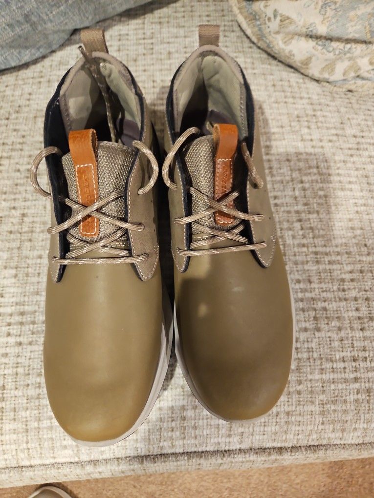 Sketchers Brand New Size 10