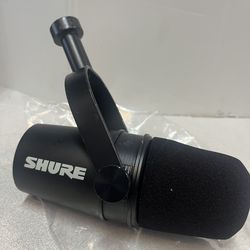 SHURE MV7X podcasting, Recording, Live Streaming microphone XLR Pro Quality dynamic Mic