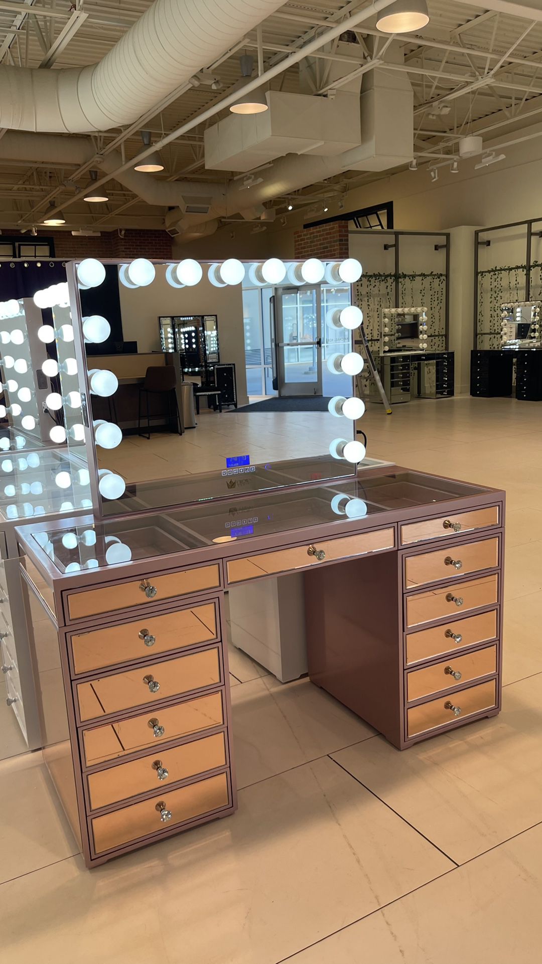 Makeup Vanity 💄  Station Hollywood Mirror