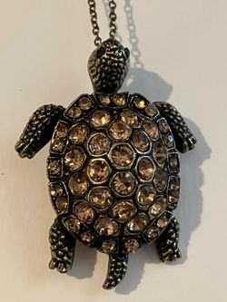 Elegant Crystal Rhinestone TURTLE Pin / Necklace - Multi-Use Jewelry