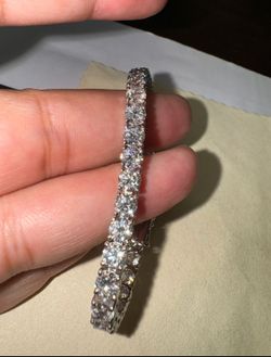 Tennis bracelet 14k gold 17 ct of lab diamonds