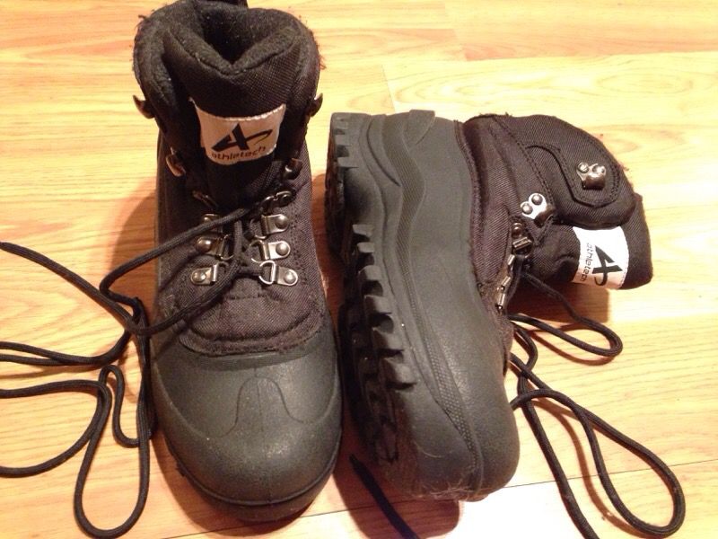 Big Kids snow winter black boots SZ 7.