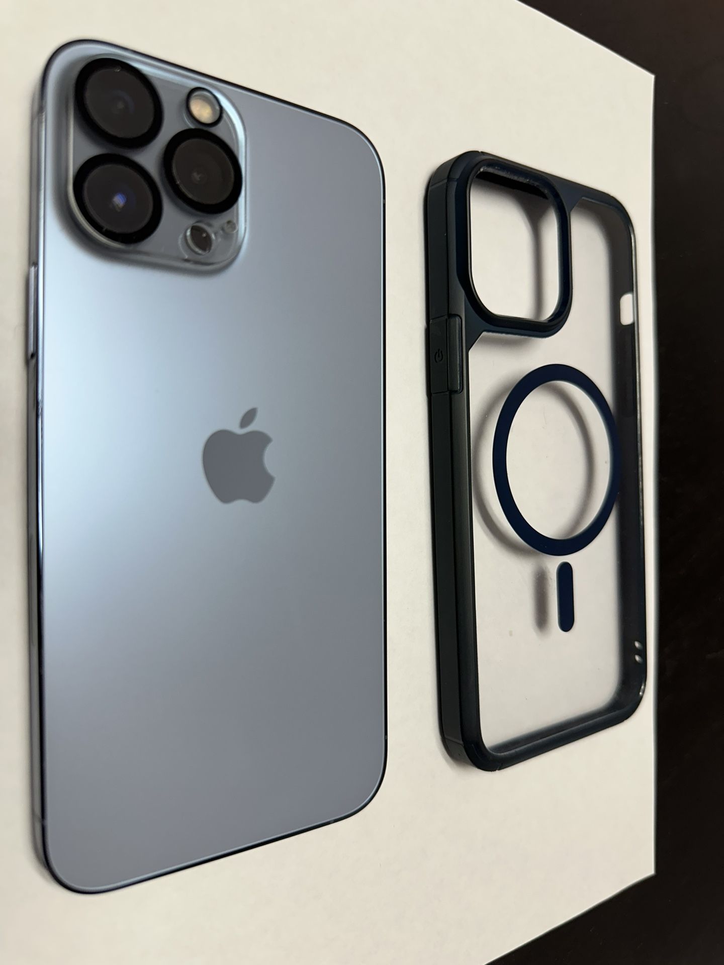 iPhone 13 Pro Max 256GB Unlocked, 78% Battery life 🔋