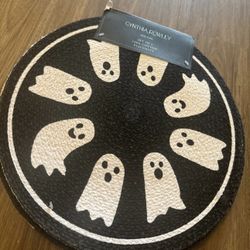 Cynthia Rowley 100% cotton ghost placemats set of 4