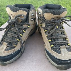 boy hiking shoes boots