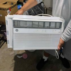 Need Some Extra Cash- Window AC Unit