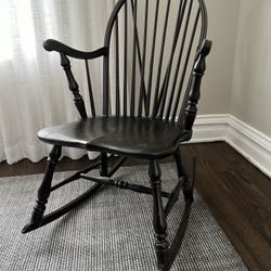 Antique Rocking Chair 