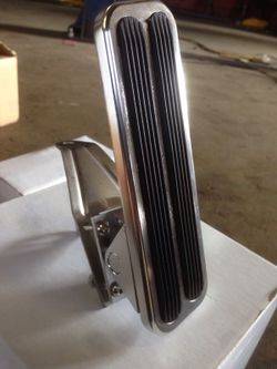 Universal gas pedal throttle