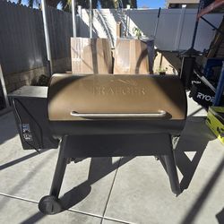 Traeger pro series 34- pellet grill and smoker