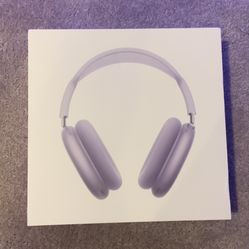Purple AirPod Maxs