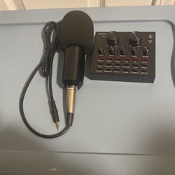 Microphone And The Sound Card V8.