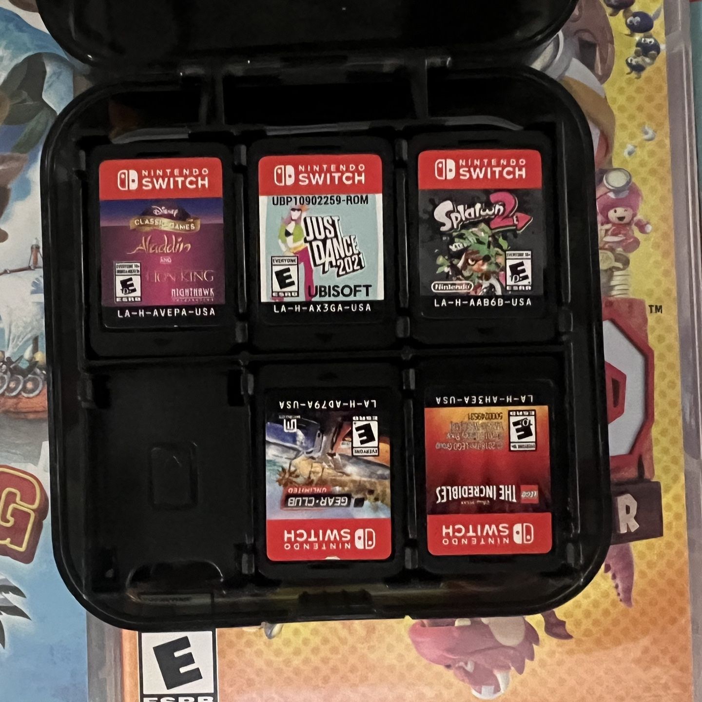 16 Nintendo Switch Games For Sale And one Pro Controller. 