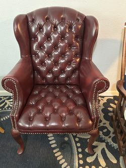 Leather armchair, like new