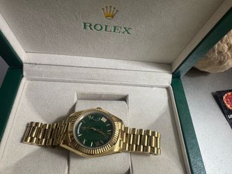 men's and women's watch