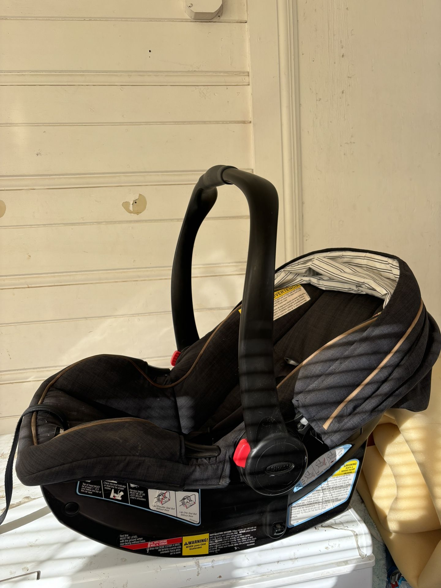 Infant Car seat
